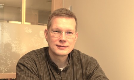 Sámi allaskuvlla duodjeoahpaheaddji Samuel Valkeapää lea mielčálli artihkalis mas lea sáhka mo teknologiija atnit veahkkin dutkamis.