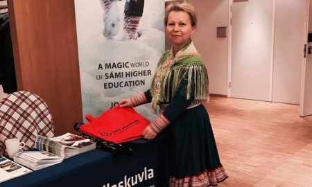 Inger Anne Nidelvenis. Bilde av Inger Anne Siri Triumf på Sami Parliamentarian Councils' Youth Conference 2017