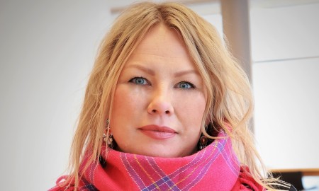 Rektor Laila Susanne Vars. Govven: Mai-lis Eira, Sámi allaskuvla.