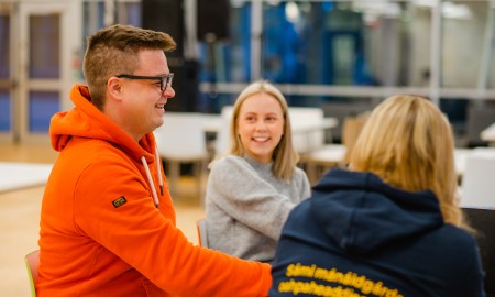 Sámi allaskuvlla studeanttat. Govven: Ánne Kátjá Gaup/Johtti Productions Sámi allaskuvlla studeanttat. Govven: Ánne Kátjá Gaup/Johtti Productions